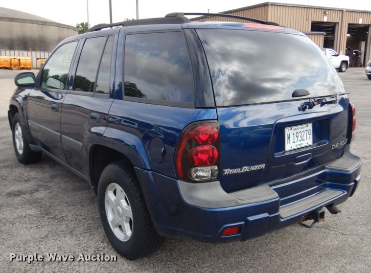 image for item JQ9235 2003 Chevrolet Trail Blazer  SUV