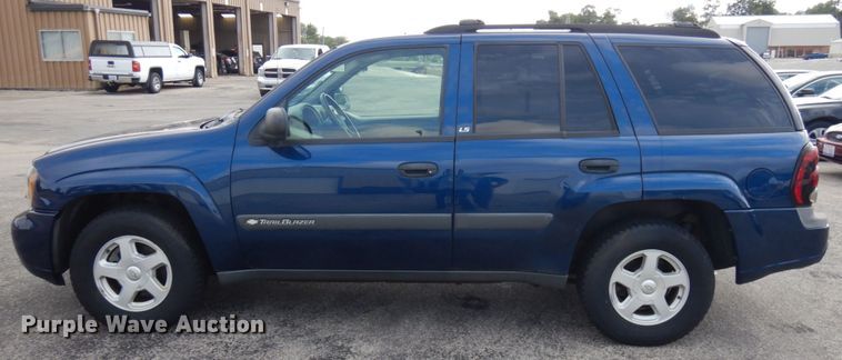 image for item JQ9235 2003 Chevrolet Trail Blazer  SUV
