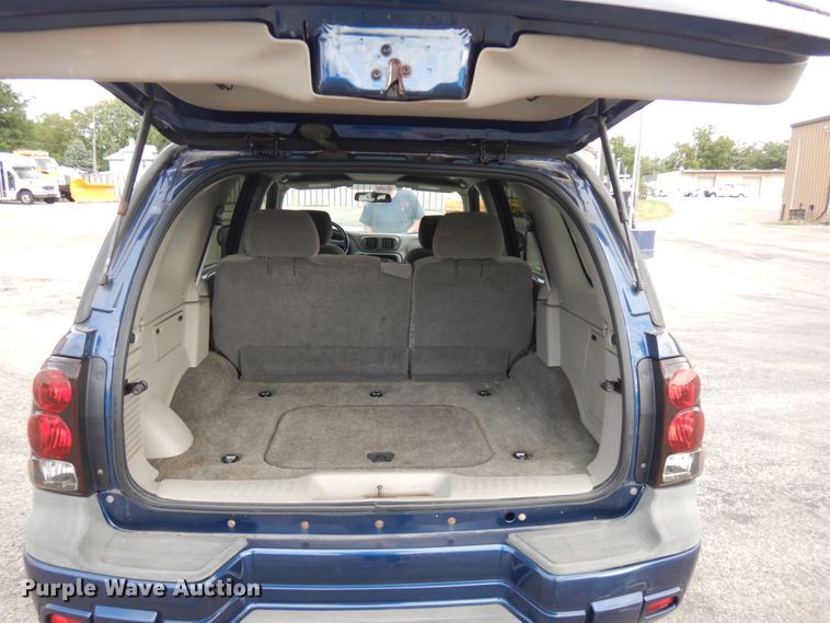 image for item JQ9235 2003 Chevrolet Trail Blazer  SUV