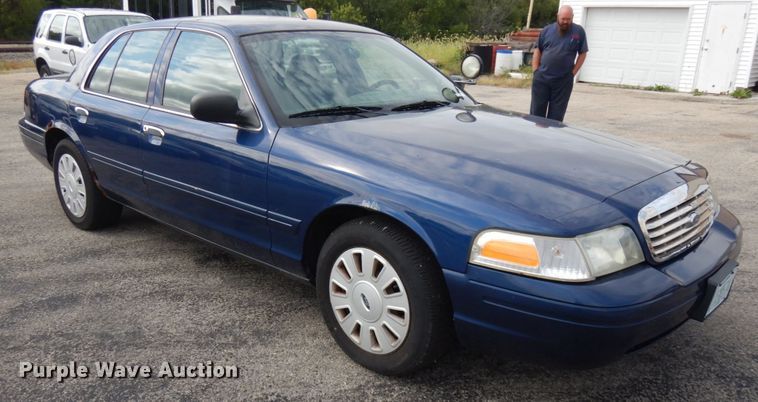 image for item JQ9236 2006 Ford Crown Victoria Police Interceptor