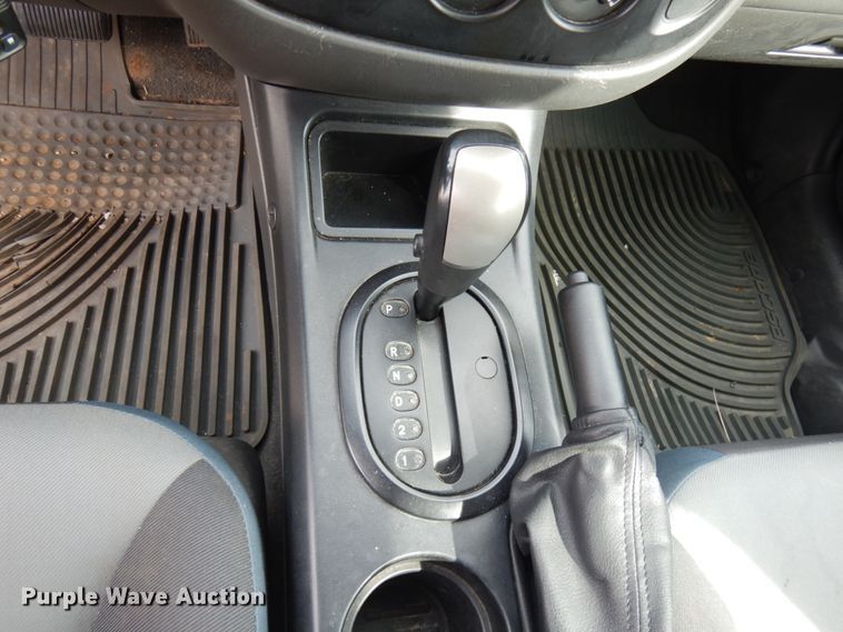 image for item JQ9237 2006 Ford Escape  SUV