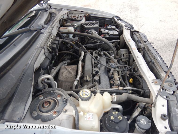 image for item JQ9237 2006 Ford Escape  SUV