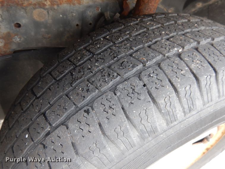 image for item JQ9237 2006 Ford Escape  SUV