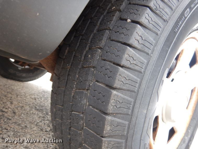 image for item JQ9237 2006 Ford Escape  SUV