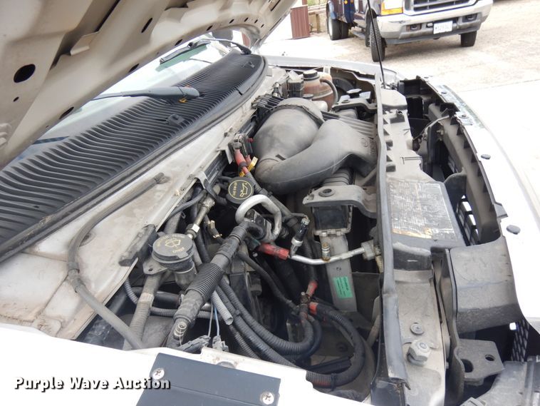 image for item JQ9238 2008 Ford E450  shuttle bus