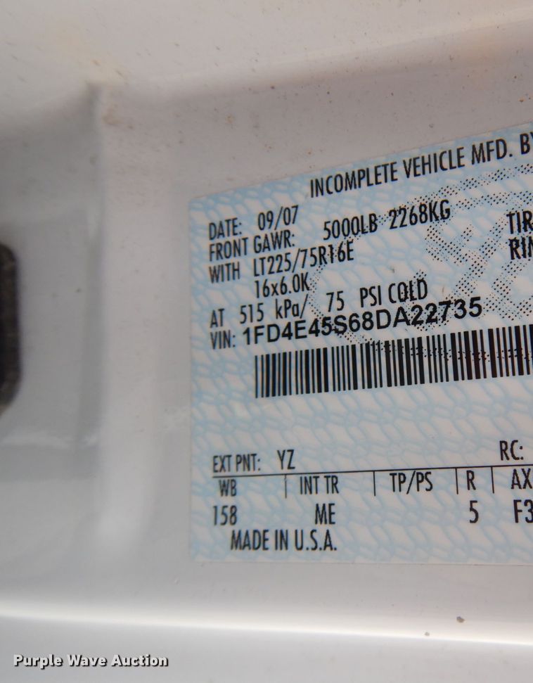 image for item JQ9238 2008 Ford E450  shuttle bus