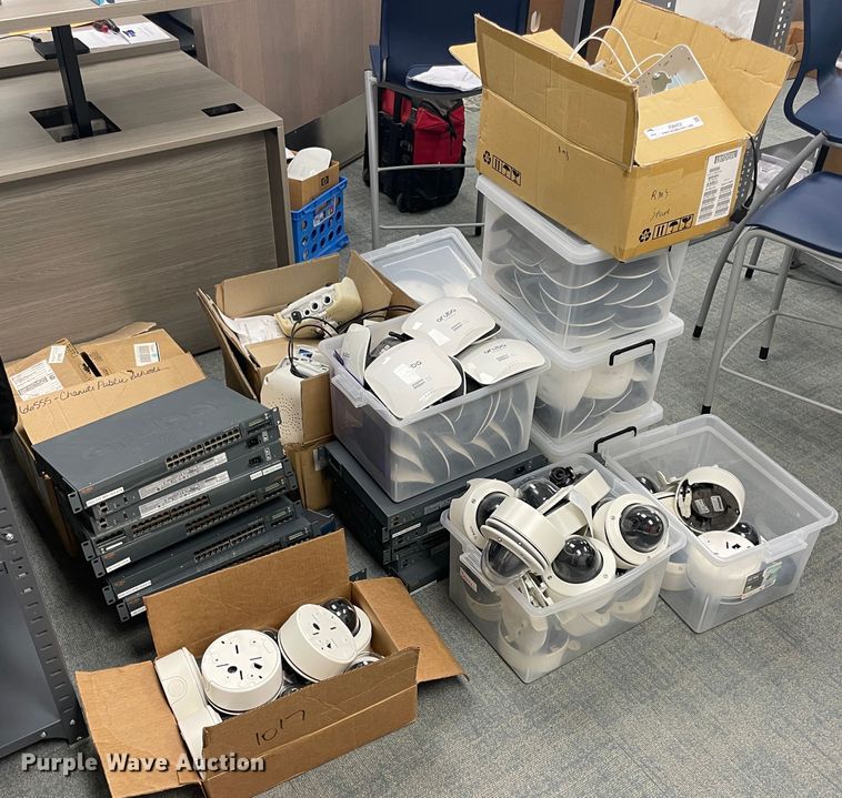 image for item JQ9452 Networking equipment