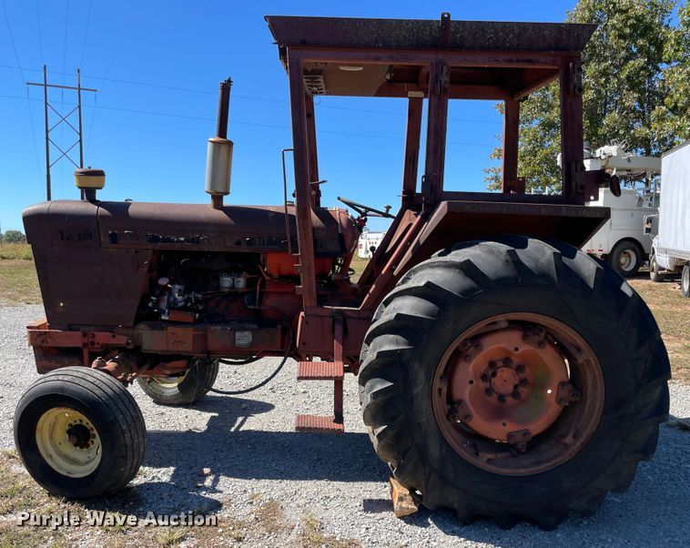 image for item JQ9513 David Brown 1210  tractor