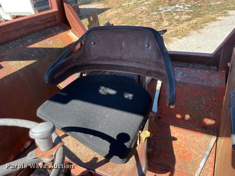 image for item JQ9513 David Brown 1210  tractor