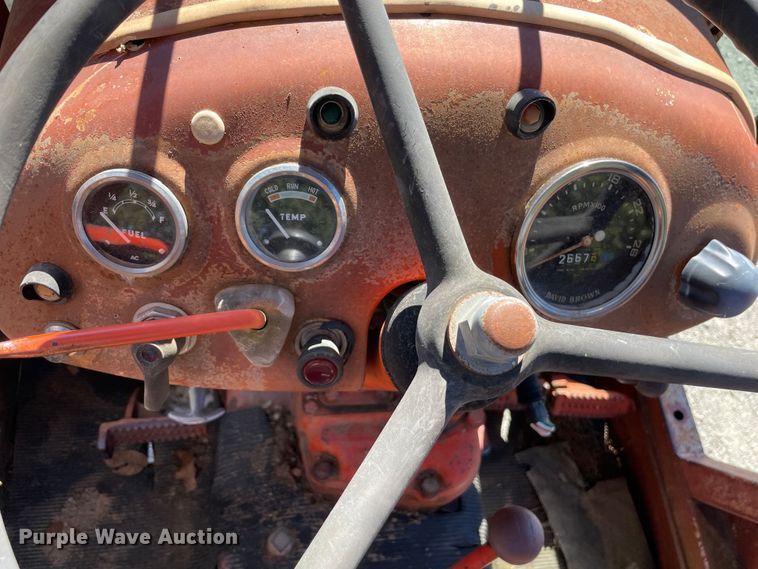 image for item JQ9513 David Brown 1210  tractor