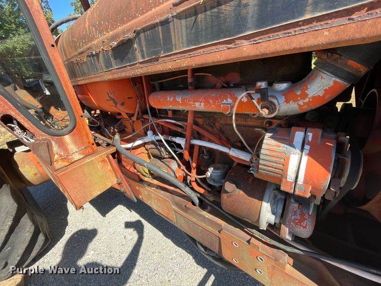 image for item JQ9513 David Brown 1210  tractor