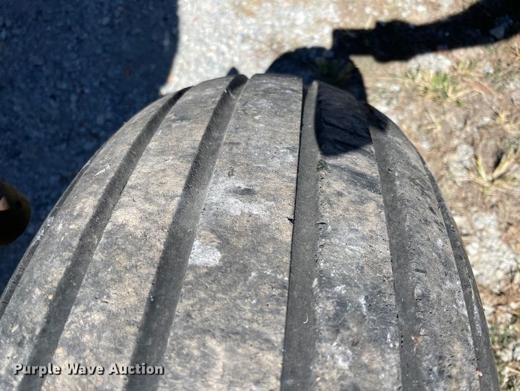 image for item JQ9513 David Brown 1210  tractor