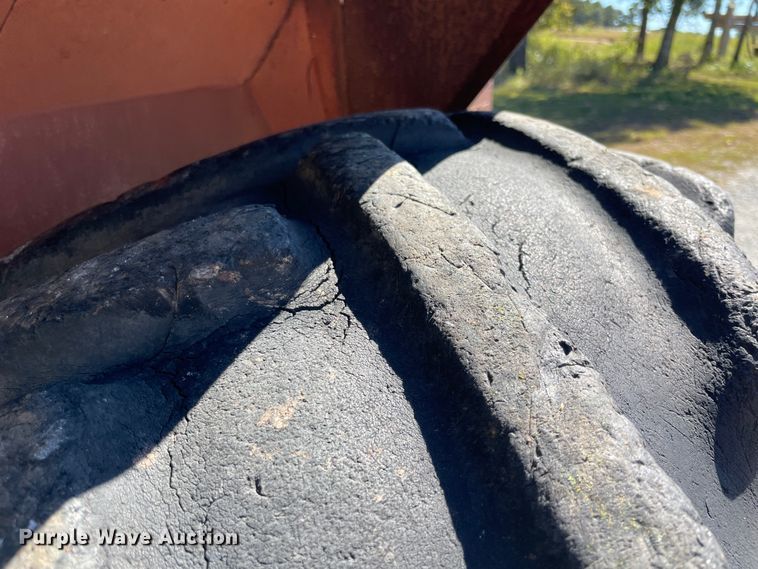 image for item JQ9513 David Brown 1210  tractor