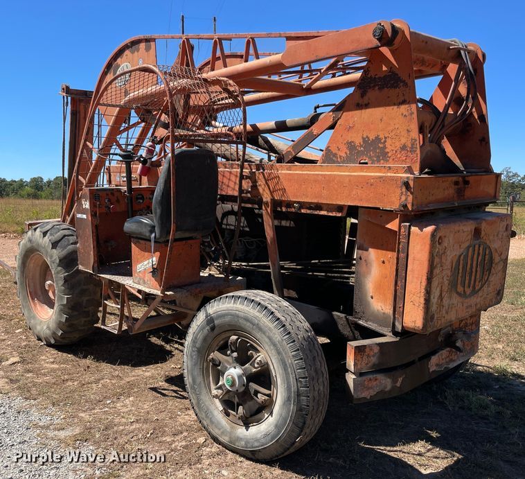 image for item JQ9515 1969 Lull 7C2-31  forklift