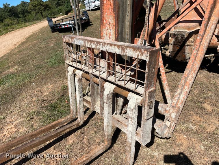 image for item JQ9515 1969 Lull 7C2-31  forklift