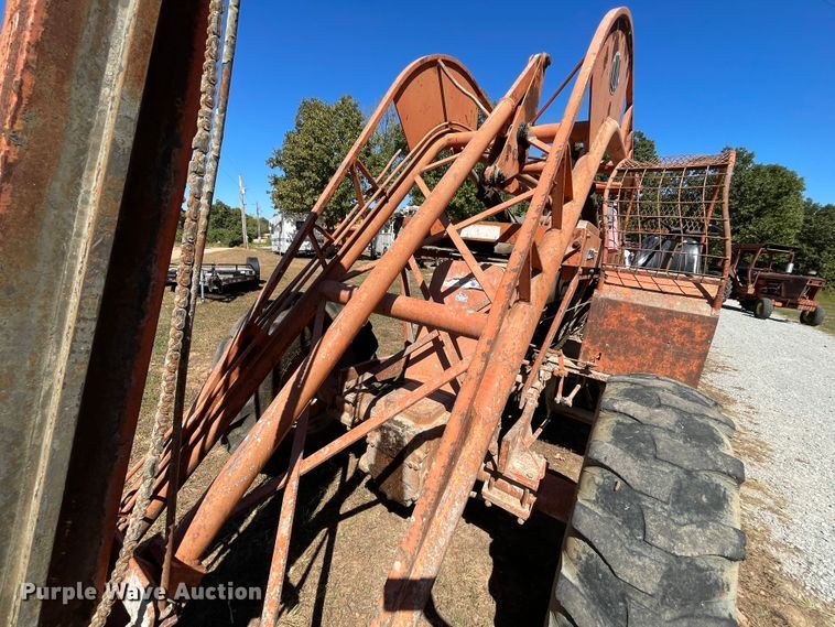 image for item JQ9515 1969 Lull 7C2-31  forklift