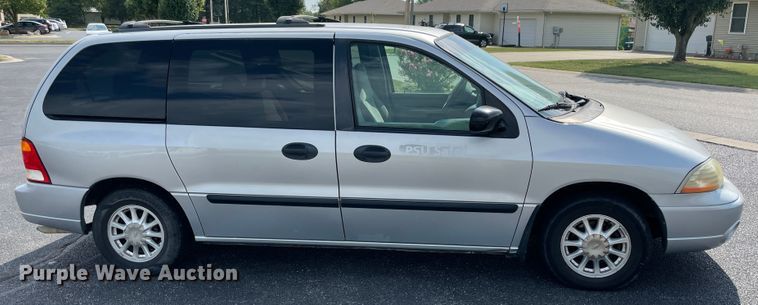 image for item JQ9521 2002 Ford Windstar  van