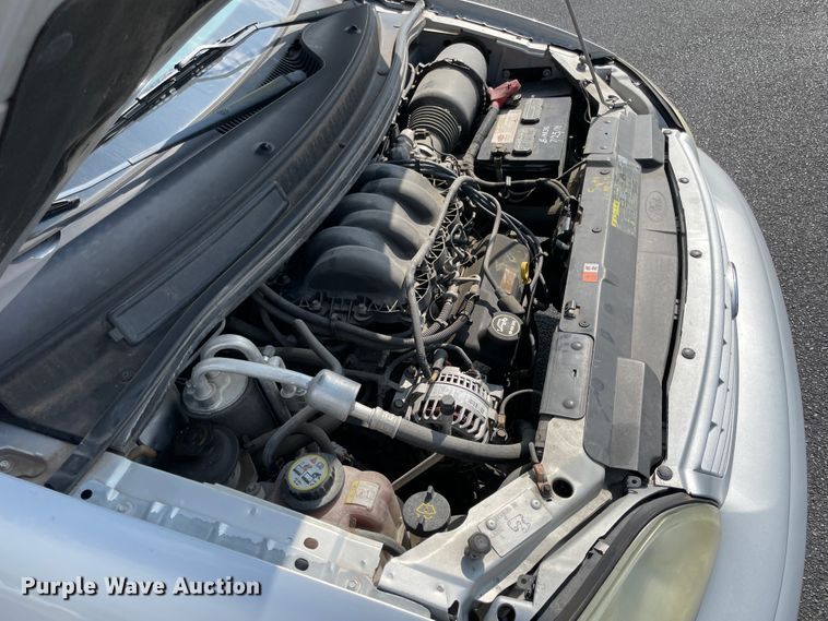 image for item JQ9521 2002 Ford Windstar  van