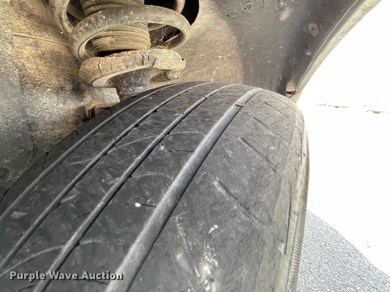 image for item JQ9521 2002 Ford Windstar  van