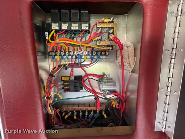 image for item JQ9522 2007 Chevrolet Express G3500  shuttle bus