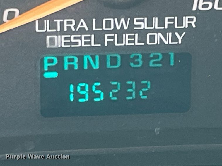 image for item JQ9523 2007 Chevrolet Express G3500  shuttle bus