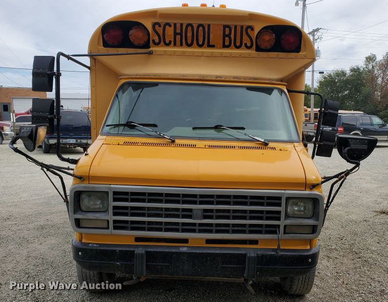 image for item KC9573 1996 Chevrolet C30 Bluebird  school bus