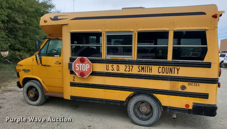 image for item KC9573 1996 Chevrolet C30 Bluebird  school bus
