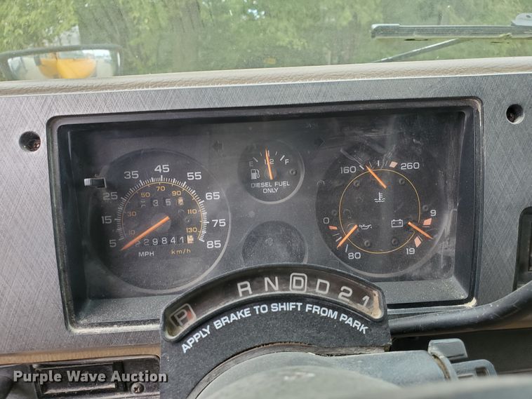 image for item KC9573 1996 Chevrolet C30 Bluebird  school bus