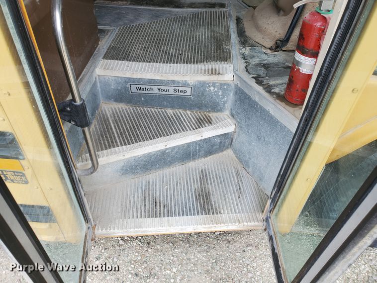 image for item KC9573 1996 Chevrolet C30 Bluebird  school bus