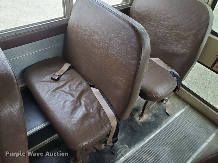 image for item KC9573 1996 Chevrolet C30 Bluebird  school bus