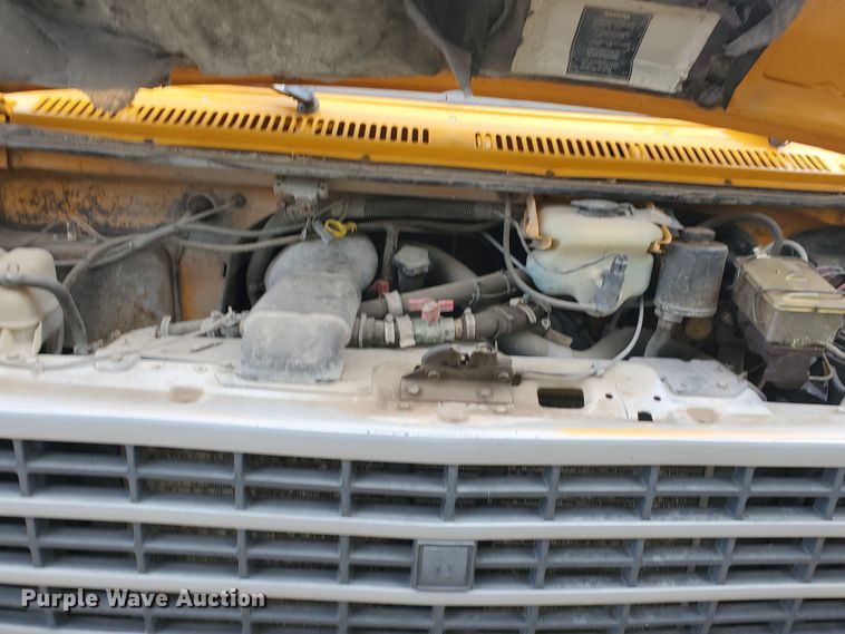 image for item KC9573 1996 Chevrolet C30 Bluebird  school bus