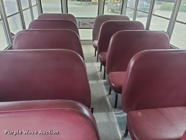 image for item KC9576 2005 Ford E450 Bluebird  school bus