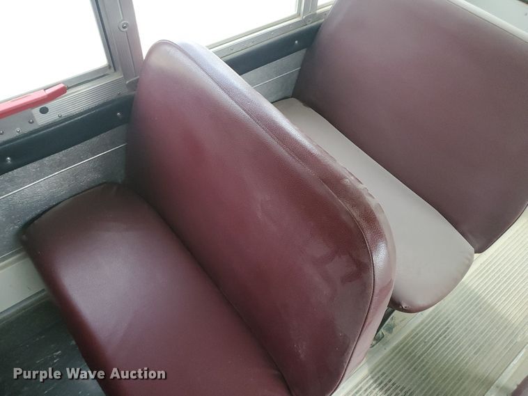 image for item KC9576 2005 Ford E450 Bluebird  school bus