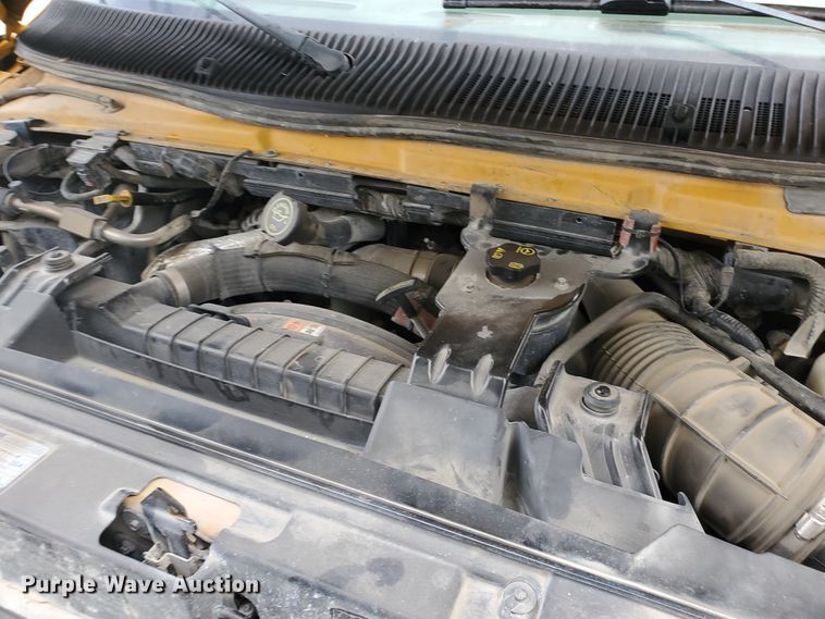 image for item KC9576 2005 Ford E450 Bluebird  school bus