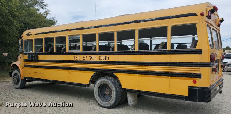 image for item KC9577 1995 International 3800  school bus