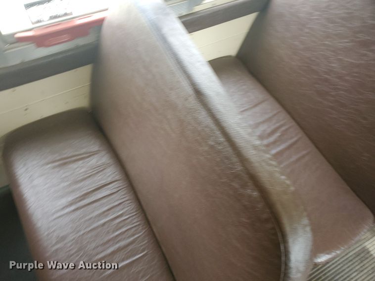 image for item KC9577 1995 International 3800  school bus