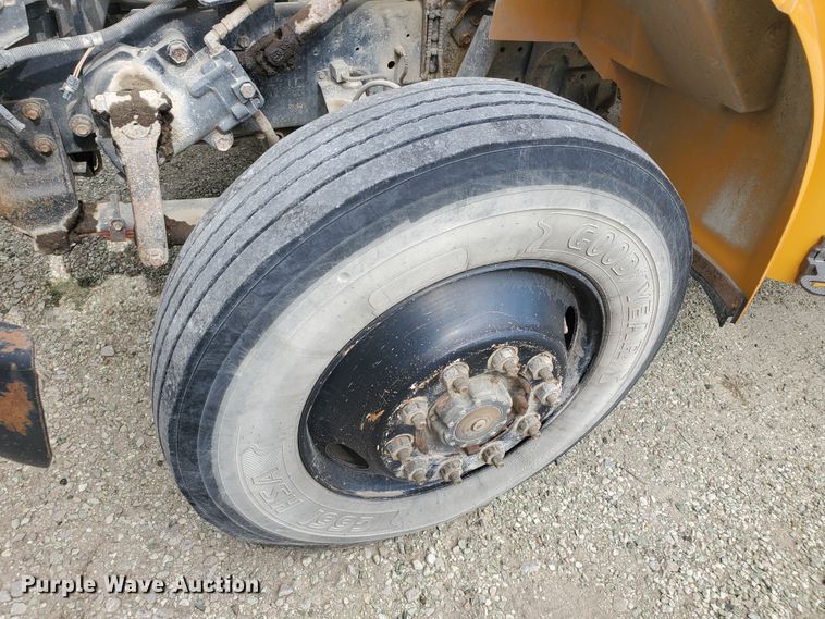 image for item KC9577 1995 International 3800  school bus