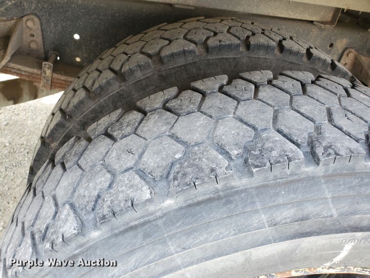 image for item KC9577 1995 International 3800  school bus