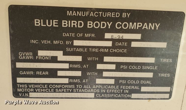 image for item KC9577 1995 International 3800  school bus
