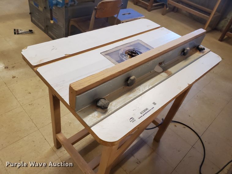 image for item KC9590 Makita 3612C  router table