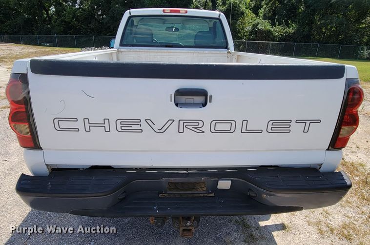 image for item KD9577 2005 Chevrolet Silverado 1500  pickup truck