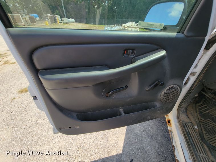 image for item KD9577 2005 Chevrolet Silverado 1500  pickup truck