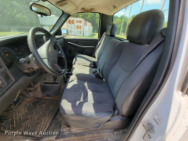 image for item KD9577 2005 Chevrolet Silverado 1500  pickup truck