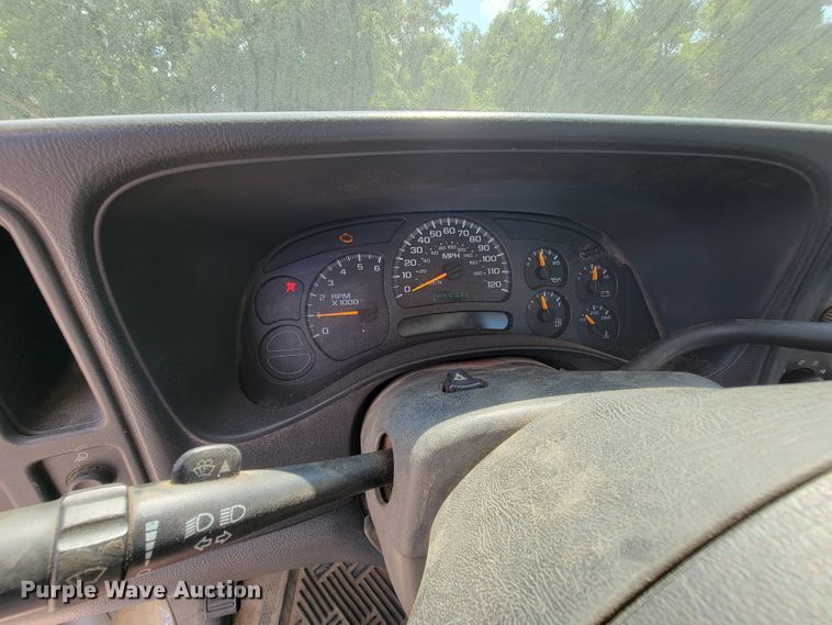 image for item KD9577 2005 Chevrolet Silverado 1500  pickup truck