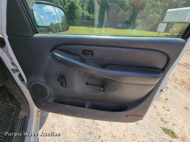 image for item KD9577 2005 Chevrolet Silverado 1500  pickup truck