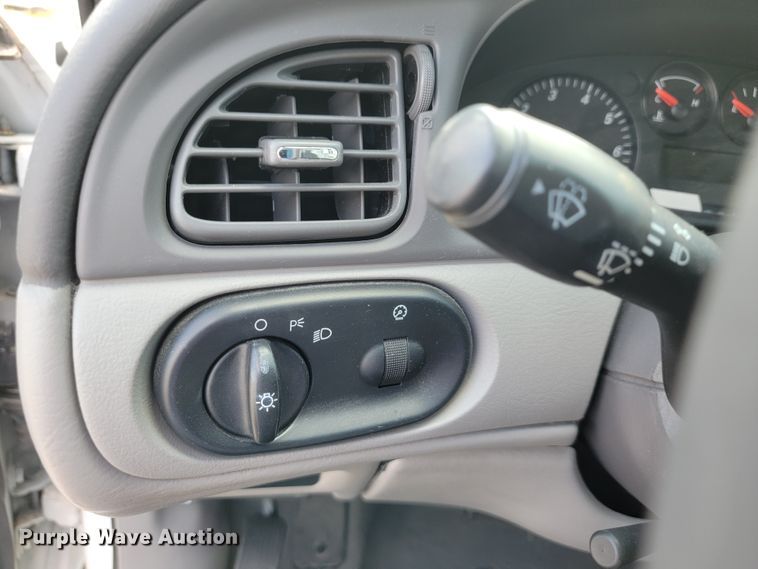 image for item KD9578 2006 Ford Taurus