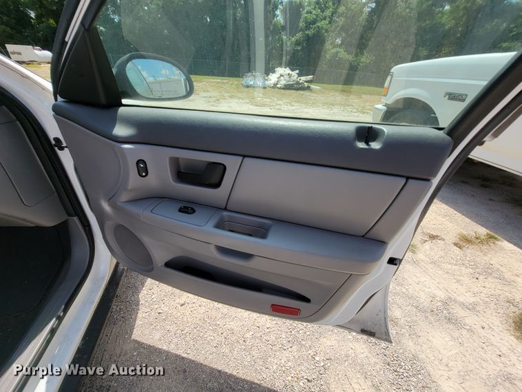 image for item KD9578 2006 Ford Taurus