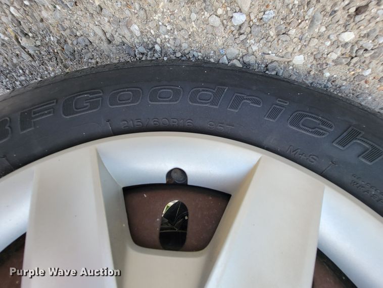 image for item KD9578 2006 Ford Taurus