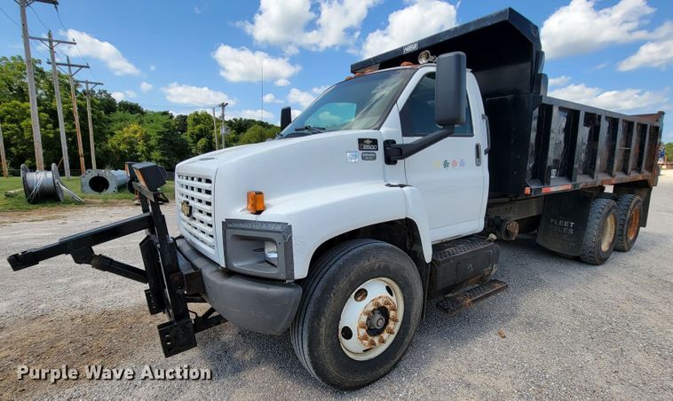 image for item KD9579 2006 Chevrolet C8500  dump truck