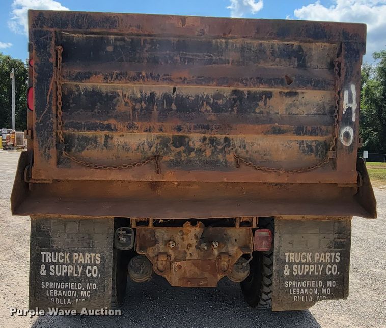 image for item KD9579 2006 Chevrolet C8500  dump truck